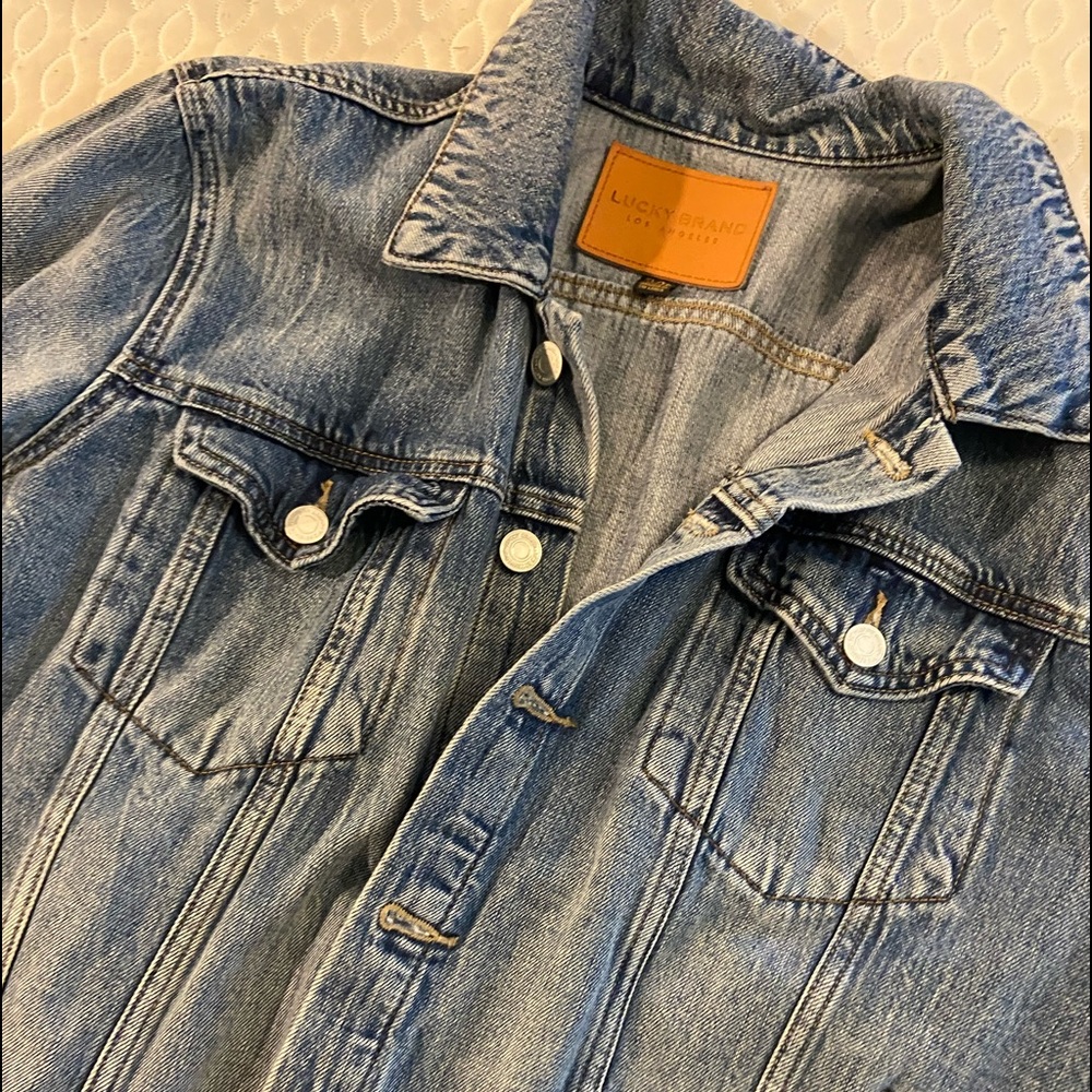 Lucky brand Jean jacket size XL
